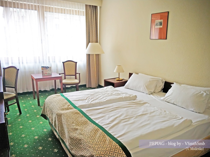 Номер в Hotel Hungaria City Center, жилье в Будапеште, отели в Будапеште, отзывы об отеле, Венгрия, Будапешт, достопримечательности Будапешта, автомобильные путешествия, Евротур, путешествия по Европе, отдых в Будапеште, в Будапешт на машине, что посмотреть в Будапеште, блог о путешествиях, самые интересные блоги, сайт путешественников, сайт туризма, интересные истории, Jepiag, J!EPIAG, VSmthSmb, Valeriia Modenko, travel blog, джепьег, джепьяг, жепьег, жепьяг,