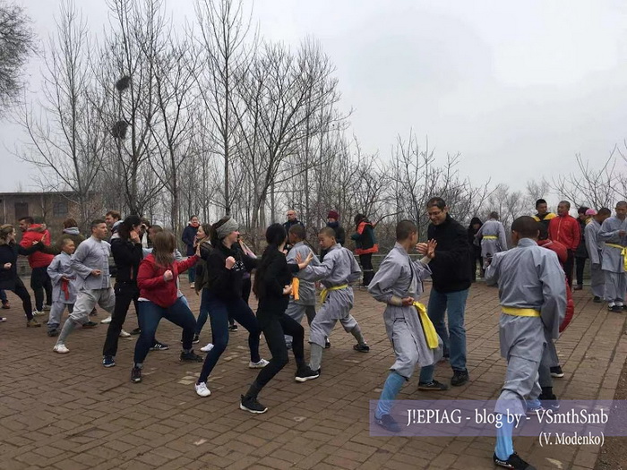 Кунг-фу, парки в Китае, Жизнь в Китае, плюсы жизни в Китае, отношение к иностранцам в Китае, китайский менталитет, культурный шок, блог о путешествиях, самые интересные блоги, сайт путешественников, сайт туризма, интересные истории, Jepiag, J!EPIAG, VSmthSmb, Valeriia Modenko, travel blog, джепьег, джепьяг, жепьег, жепьяг,