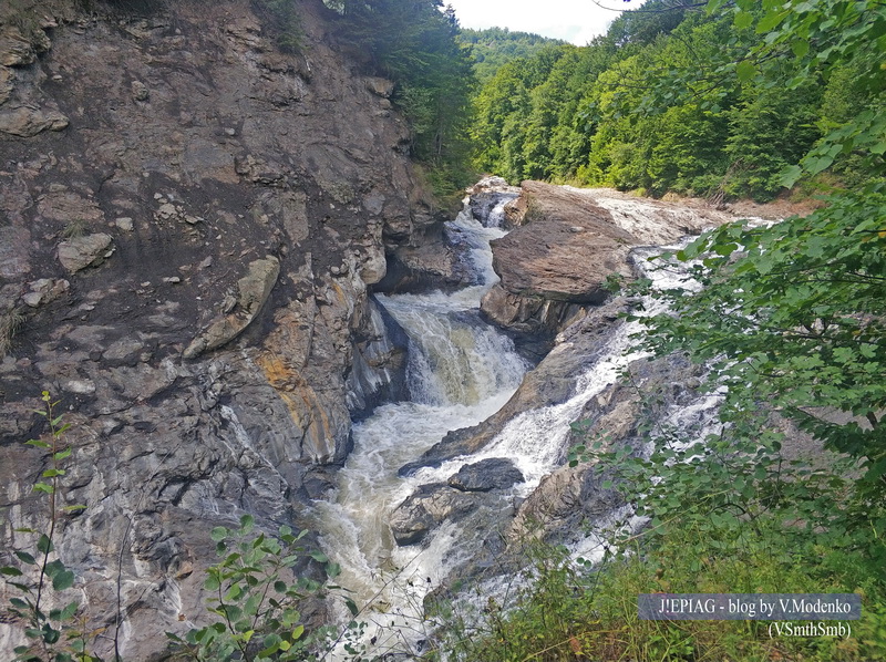 Водопад Путна, Cascada Putnei, Природный парк Путна-Вранча, Parcul Natural Putna - Vrancea, достопримечательности Румынии, Отдых в Румынии, в Румынию на машине, в Европу на своем авто, блог о путешествиях, джепьег, жепьег, джепьаг, жепьяг, jepiag, J!EPIAG , путеводитель по Румынии, интересные факты