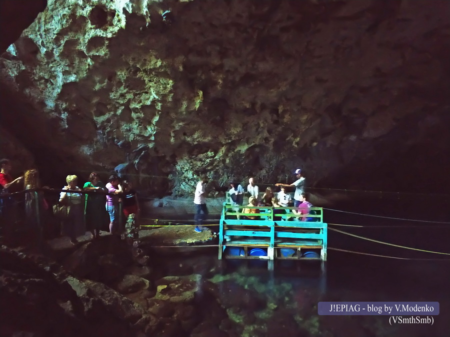 Плот к озеру Лаго де Лос Сарамагуйонес, Los Zaramagullones, Парк Лос Трес Охос, Пещеры Три Глаза, Достопримечательности в Санто-Доминго, отдых в Доминикане, 