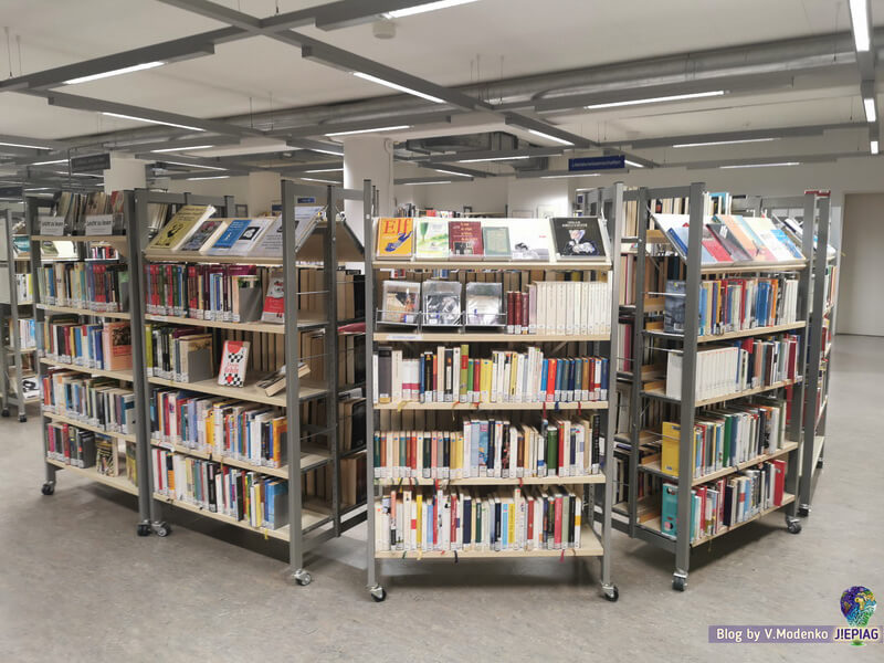 Городская библиотека в Бремене, Stadtbibliotek, беженцы в Германии, украинцы в Германии, как попасть в библиотеку Бремена (1)